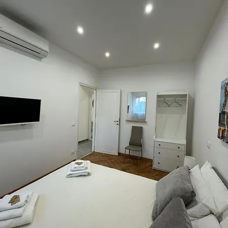 Chic&spacious Nest In